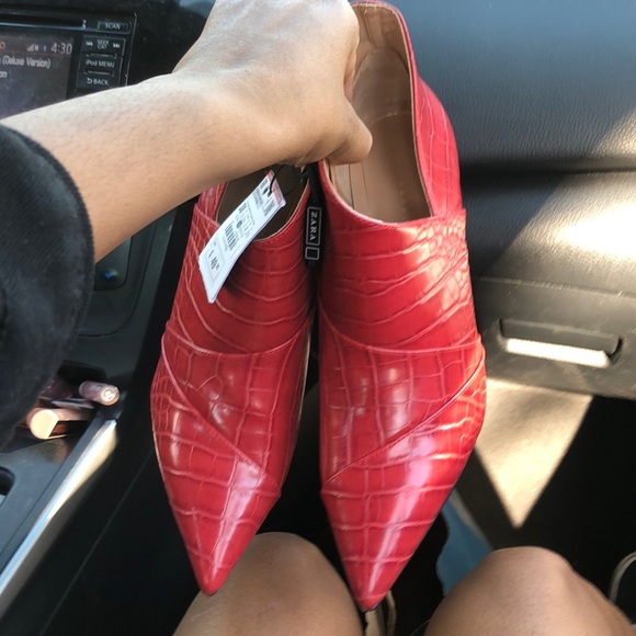 Red heels from ZARA - Picture 3 of 3